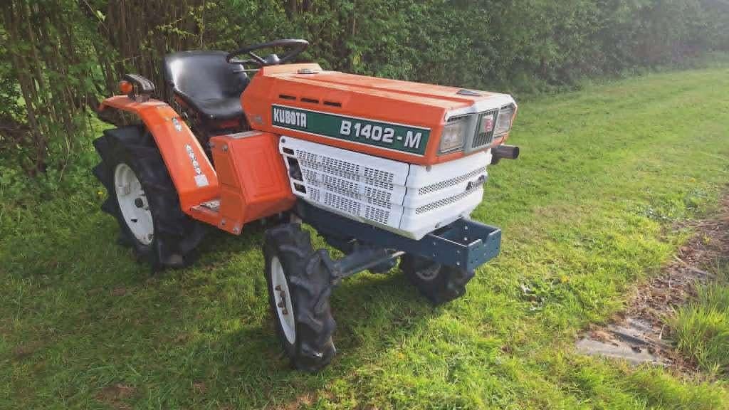 micro tracteur Kubota b 1402, Articles professionnels, Agriculture | Tracteurs, Enlèvement, Jusqu'à 80 ch, Jusqu'à 2500