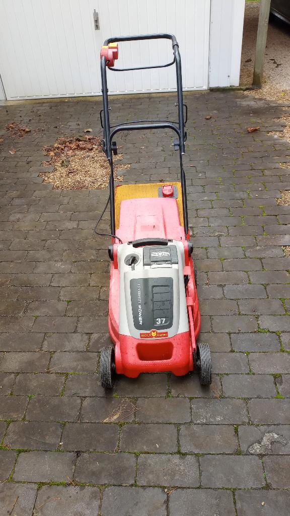 Grasmaaier Wolf Garten, Jardin & Terrasse, Tondeuses à gazon, Utilisé, Tondeuses à gazon électriques, 30 à 39 cm, Tondeuse rotative