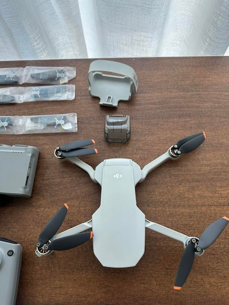 Dji Mini 2 Fly More Combo, Audio, Tv en Foto, Drones, Ophalen, Zo goed als nieuw