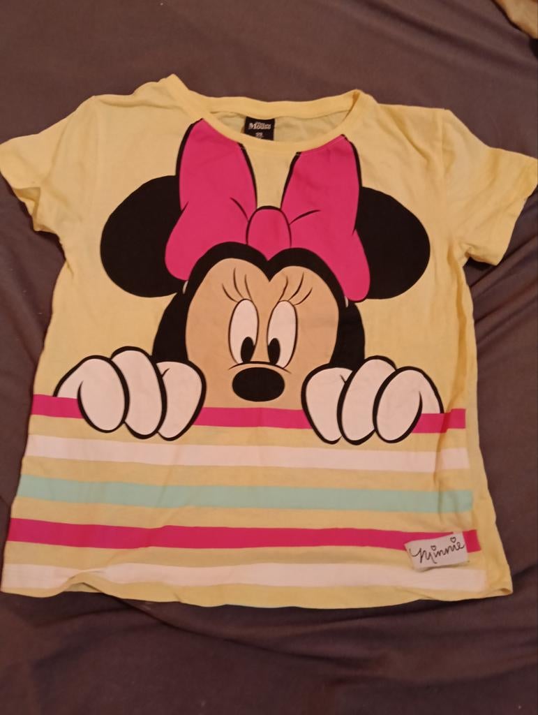 T shirt. Nieuw, Kinderen en Baby's, Kinderkleding | Maat 122, Ophalen