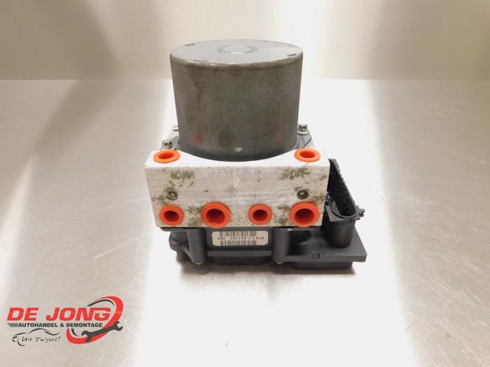 Pompe ABS d'un Renault Scenic, Renault, -, 3 mois de garantie, Utilisé
