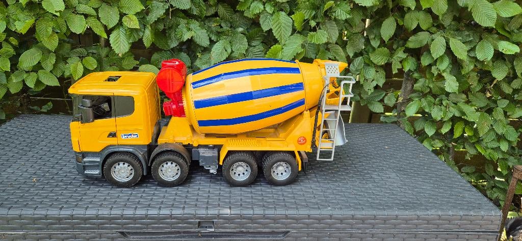 Speelgoedauto Betonmolen Bruder, Ophalen, Zo goed als nieuw