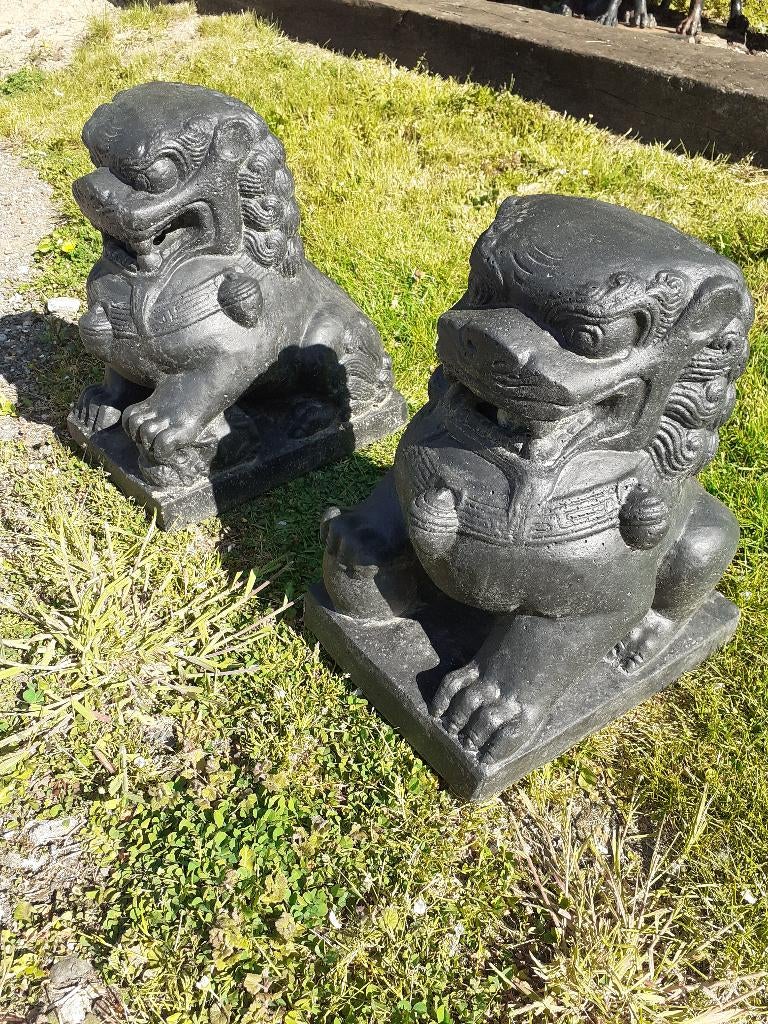 PAAR CHINESE LEEUWEN IN GEPATINEERDE STEEN, Ophalen, Nieuw, Overige materialen, Dierenbeeld