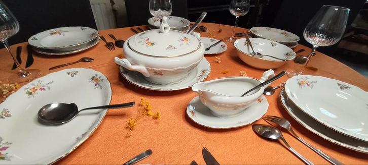 Service vaisselle vintage, Antiek en Kunst, Antiek | Servies compleet
