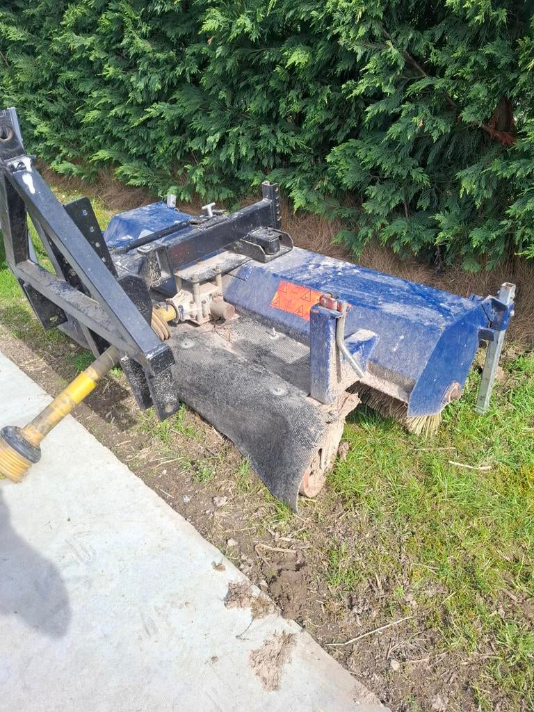 Borstelmachine, Enlèvement