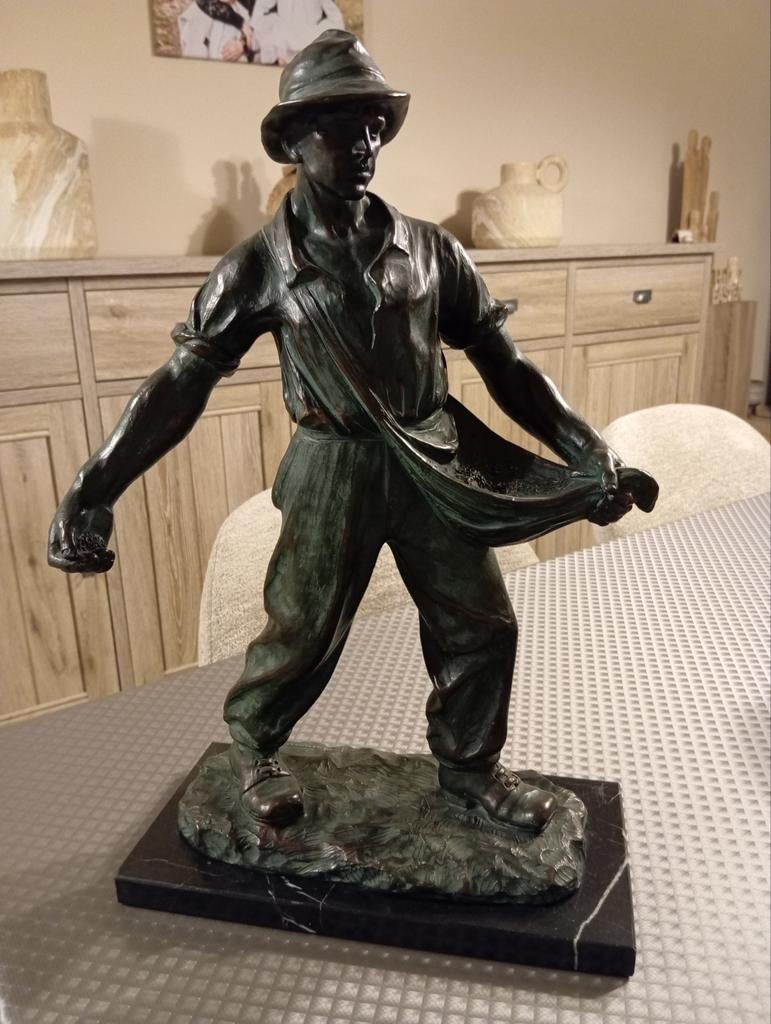 Terracotta beeld van J.Dommisse, Ophalen, Brons