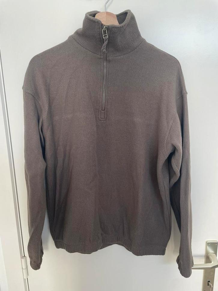 Bruine trui met kraag met ritssluiting, Kleding | Heren, Truien en Vesten, Zo goed als nieuw, Maat 46 (S) of kleiner, Bruin, Ophalen of Verzenden