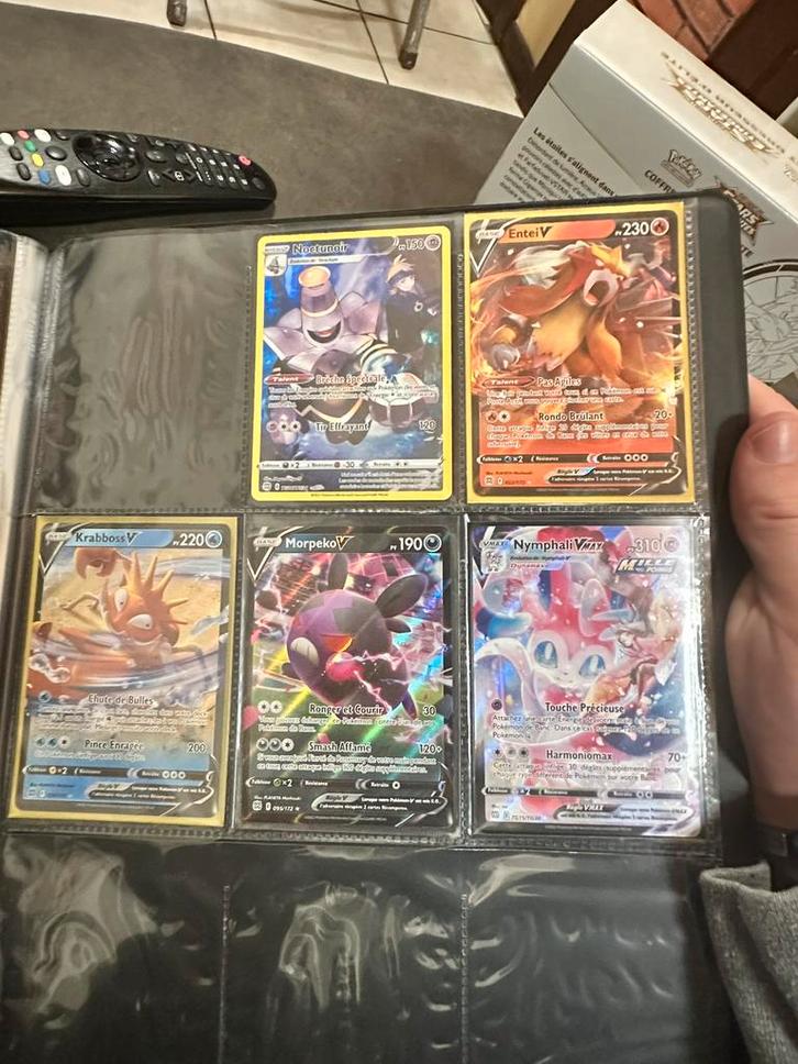 Plusieurs cartes rares Pokémon 2018 à 2022, Hobby & Loisirs créatifs, Jeux de cartes à collectionner | Yu-gi-Oh!, Comme neuf, Plusieurs cartes