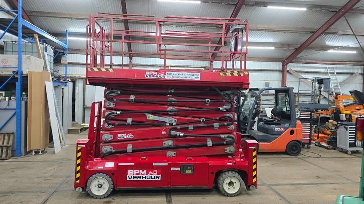 PB S 171-12 ES elektric scissorlift schaarhoogwerker, Articles professionnels, Machines & Construction | Ascenseurs, Échafaudages & Échelles