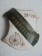 email pin hoge bi fietsclub wanderlust 1890 emaille, Verzamelen, Ophalen of Verzenden, Gebruikt, Transport, Speldje of Pin