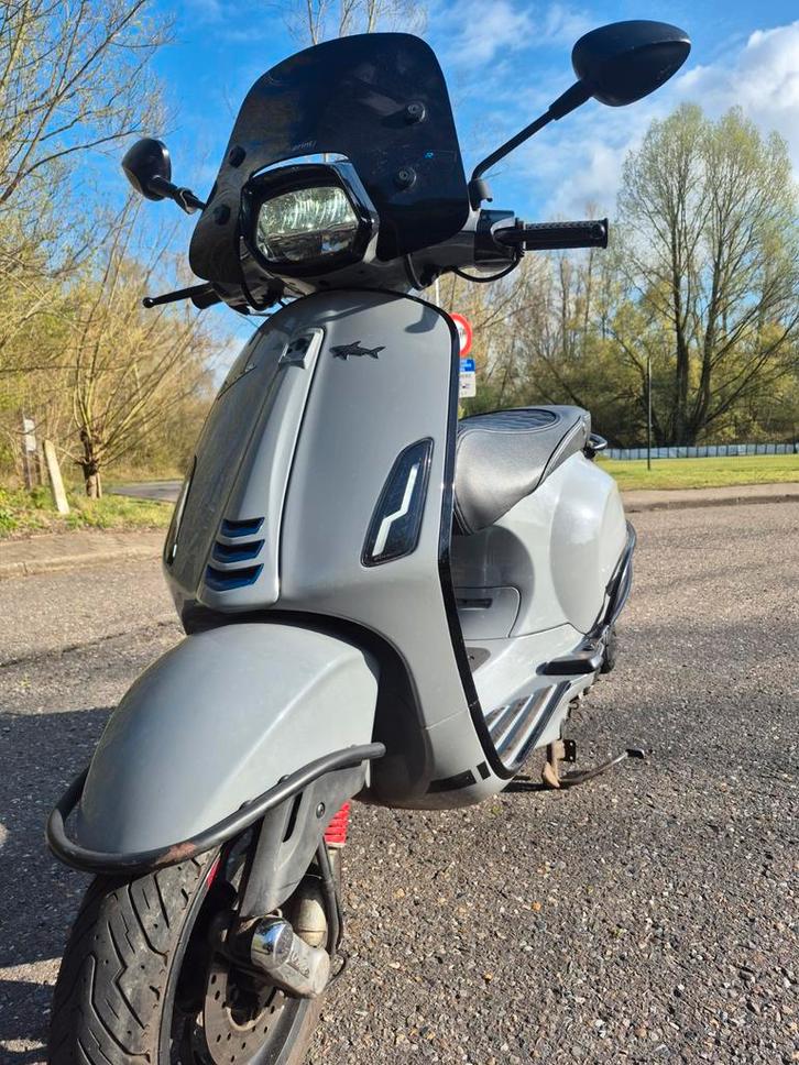 Vespa Sprint custom zadel sip teller, Fietsen en Brommers, Brommeronderdelen | Scooters, Ophalen of Verzenden