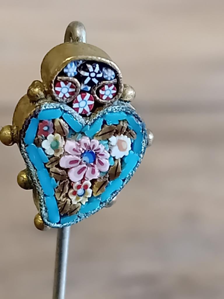 Broche épingle cœur Micro-Mosaïque ancienne - Italie, Bijoux, Sacs & Beauté, Bijoux anciens, Envoi