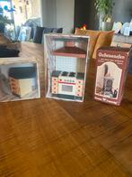 Houten miniatuurmeubeltjes en porselein, Verzamelen, Ophalen, Zo goed als nieuw