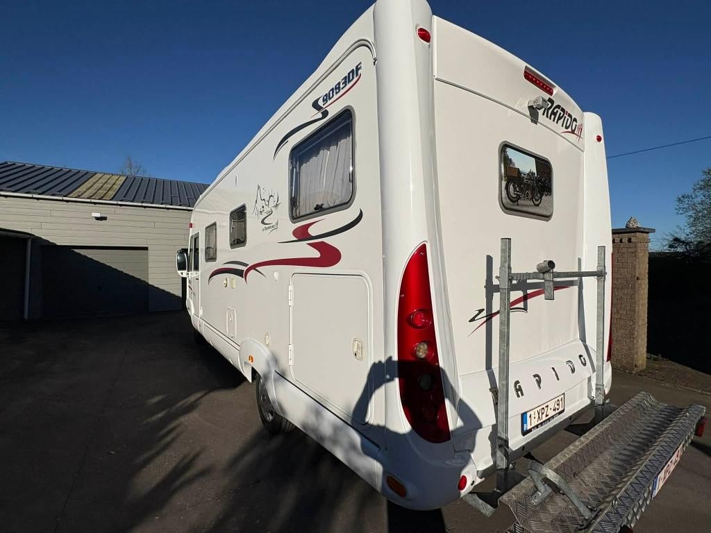 CAMPING-CAR RAPIDO DF 9083, Caravanes & Camping, Jusqu'à 4, Réfrigérateur, 6 à 7 mètres, Toilette à cassette