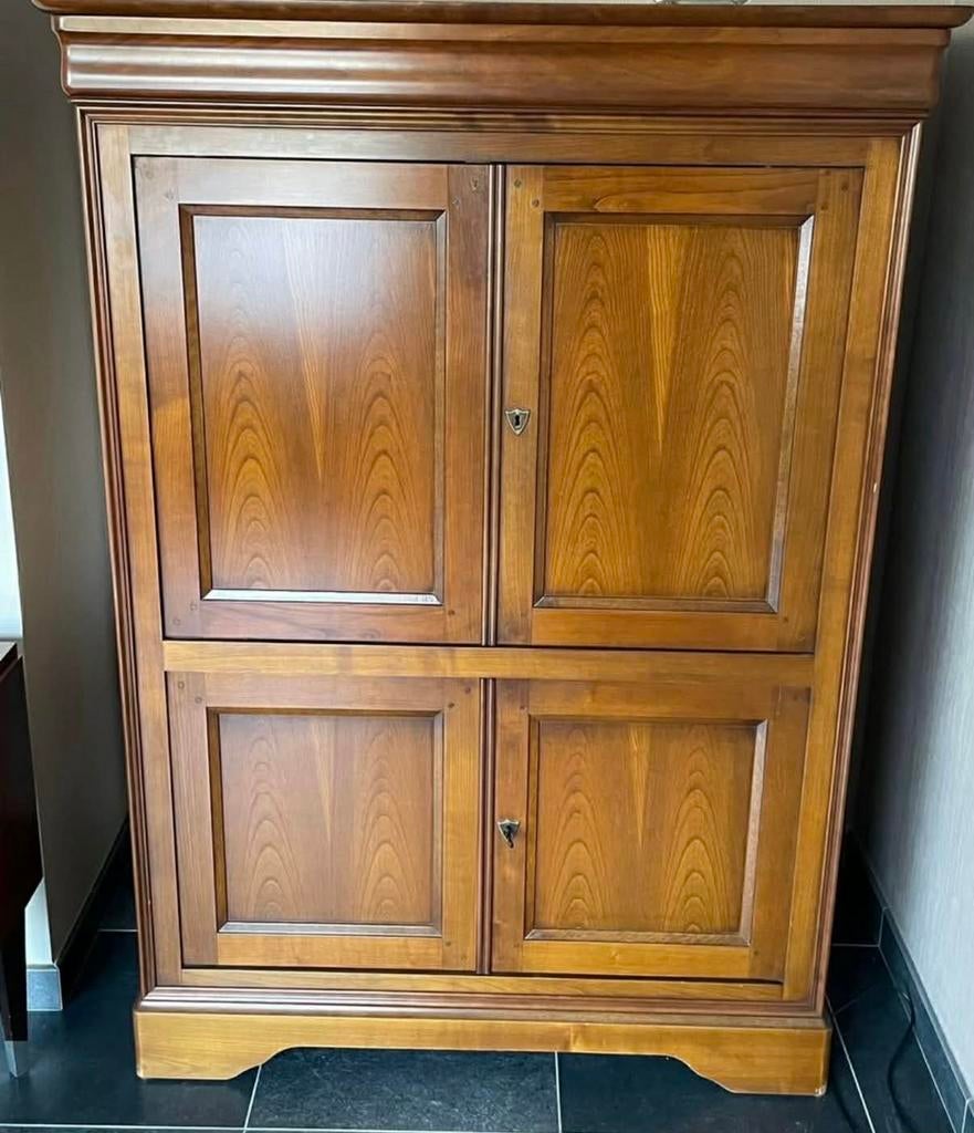 Tv kast, Huis en Inrichting, Kasten | Computermeubels, Gebruikt, 120 tot 170 cm, 120 tot 170 cm, 40 tot 80 cm, Overige houtsoorten