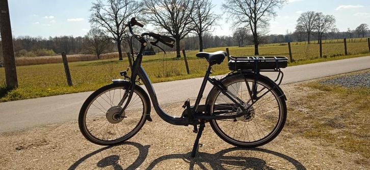 Batavus entree lage instap.E-bike, Fietsen en Brommers, Elektrische fietsen, Batavus, Ophalen
