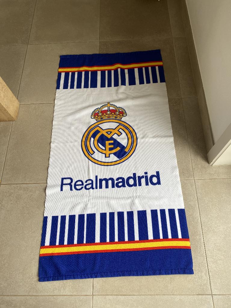 Handdoek Real Madrid, Sports & Fitness, Football, Enlèvement ou Envoi, Utilisé, Accessoires de club