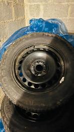 winterbanden  VW Tiguan, Auto-onderdelen, Banden en Velgen, Ophalen, 215 mm, 16 inch, Banden en Velgen