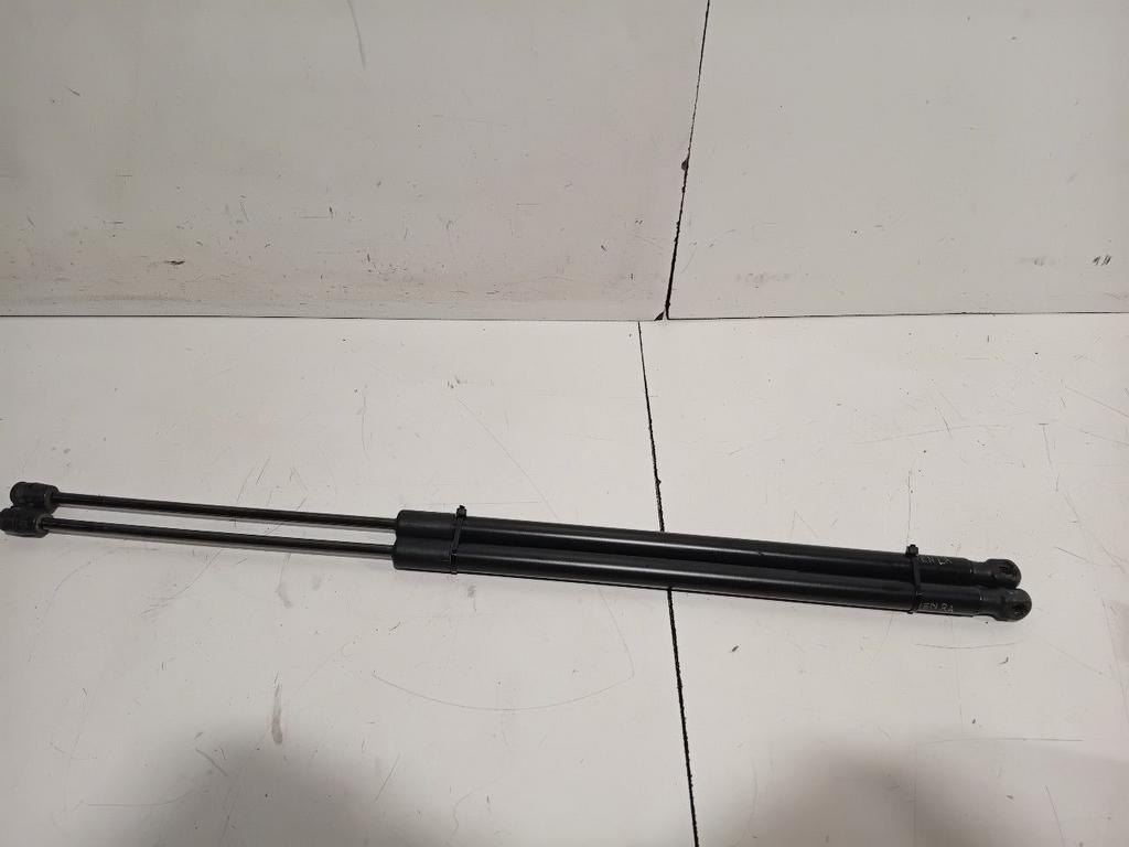 Gasdrukveerset achter BMW X3, Onderdelen@venauto.nl, Van der Ven Autorecycling B.V., Gebruikt, Ettenseweg 76, 4706 PB Roosendaal, The Netherlands