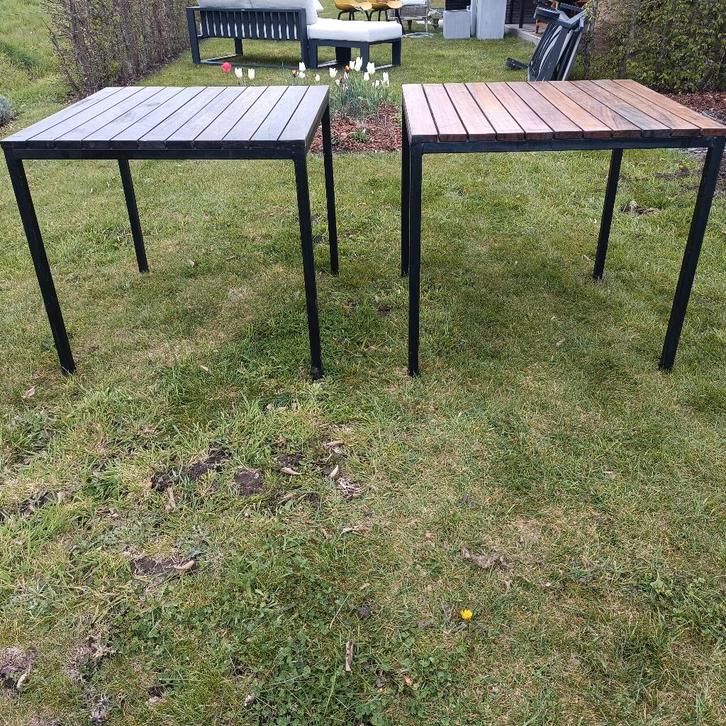 1 gezellig tuintafeltje met hardhouten blad, Tuin en Terras, Tuintafels, Gebruikt, Vierkant, Hout, Ophalen