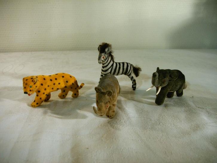 Vintage miniatuur diertjes van Wagner, Verzamelen, Poppetjes en Figuurtjes, Zo goed als nieuw, Ophalen of Verzenden