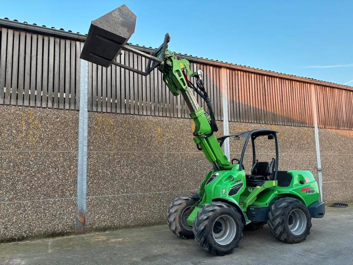 Kniklader Avant 860i bj 2020 in topstaat, Zakelijke goederen, Machines en Bouw | Kranen en Graafmachines, Wiellader of Shovel