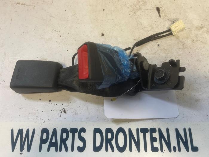 Insertion ceinture de sécurité arrière droite d'un Kia XC, Autos : Pièces & Accessoires, Kia, -, 3 mois de garantie, Utilisé