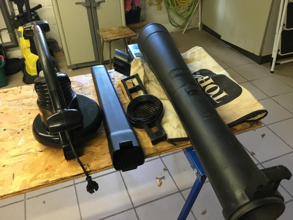 Souffleur, Électrique, Porté à la main, Toro, Enlèvement