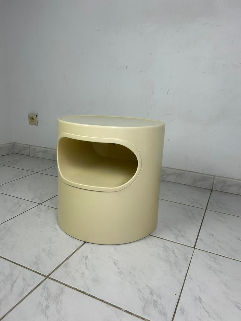 Vintage bijzettafel space age Giano Giano Vano Artemide, Minder dan 45 cm, Gebruikt, Rond, Ophalen of Verzenden