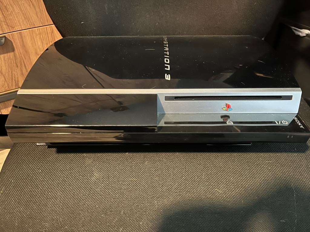 Ps3 phat compleet met controller en kabels, Verzenden, Zo goed als nieuw