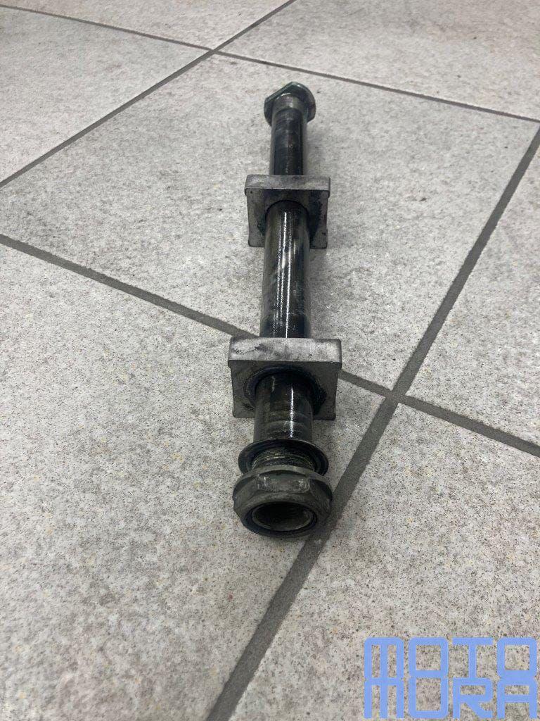 Achteras Aprilia Tuono 2006 - 2011 RSV 1000 achter-as achter, -, Utilisé, -, -