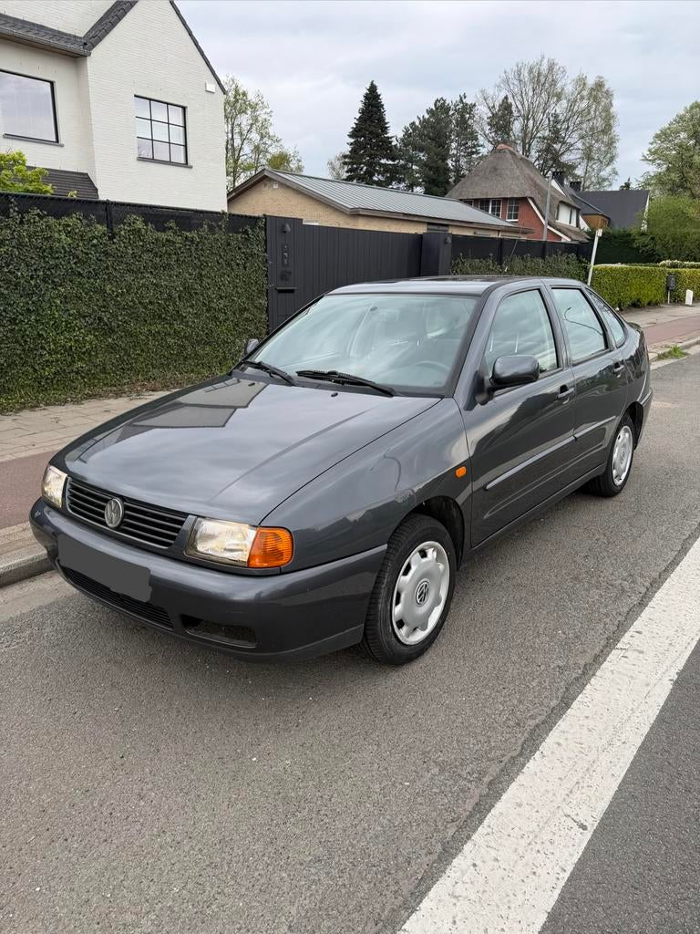Volkswagen Polo Classic 1.4 Benzine (met keuring), Auto's, 4 cilinders, Open dak, Particulier, Zilver of Grijs