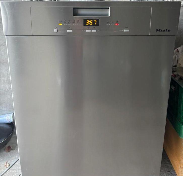 Miele vaatwasser, Elektronische apparatuur, Ophalen, Zo goed als nieuw, Inbouw