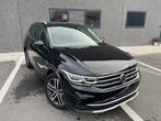 VW TIGUAN, Auto's, https://public.car-pass.be/vhr/fd7daf1b-ff28-4c88-9e46-8e213053a227, 4 cilinders, Alcantara, Zwart