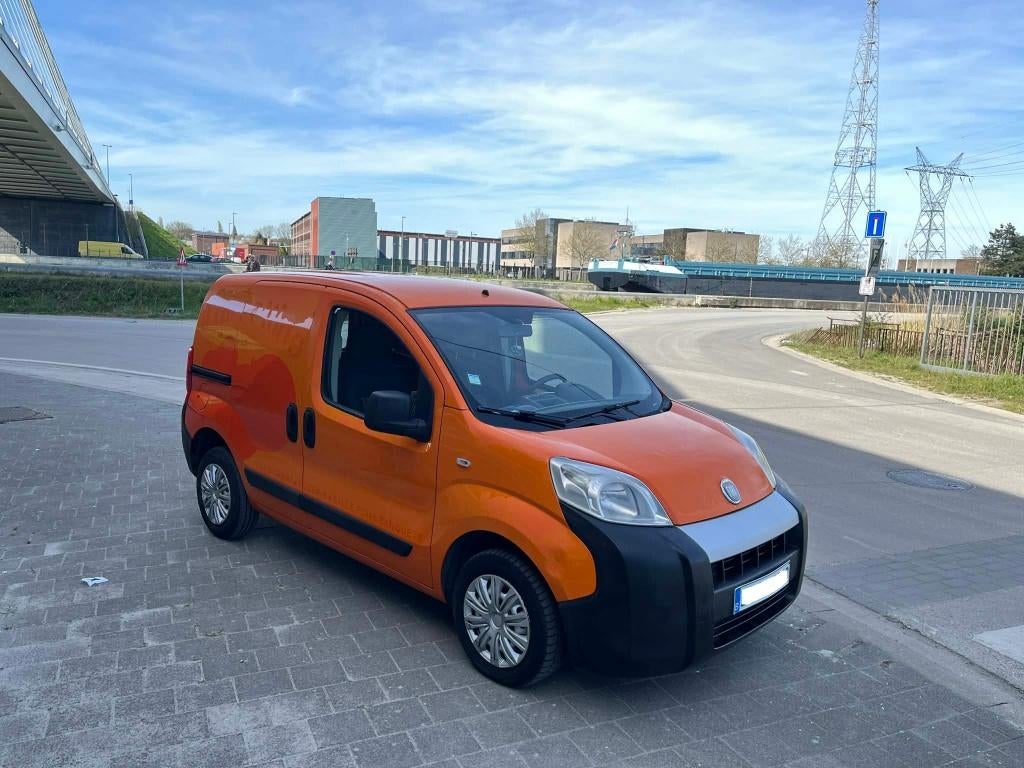 Fiat Fiorino bestelwagen 1.4i Benzine Airco reeds gekeurd vv, Autos, Camionnettes & Utilitaires, Entreprise, Achat, ABS, Airbags