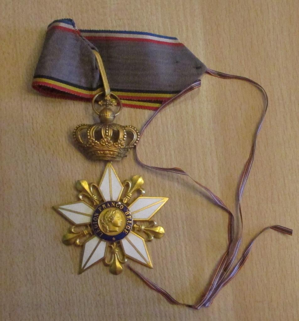 Commandeur de la Légion Franco - Belge, Enlèvement ou Envoi, Armée de terre, Ruban, Médaille ou Ailes