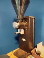 Professionele koffiemolen, Ophalen