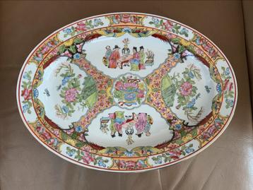 Prachtige Chinese ovalen schotel beschikbaar voor biedingen