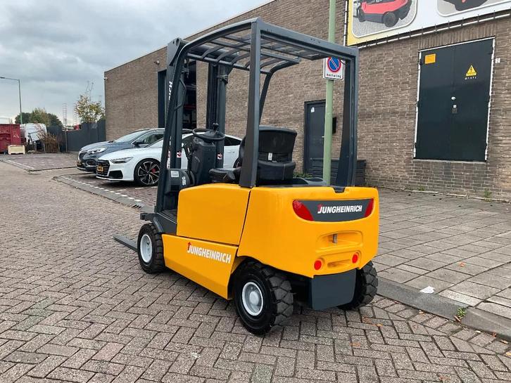 Jungheinrich EFG320 2000KG 4.80METER HEFTRUCK (bj 2005), Zakelijke goederen, Machines en Bouw | Heftrucks en Intern transport