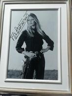 Brigitte Bardot met originele handtekening, Ophalen of Verzenden