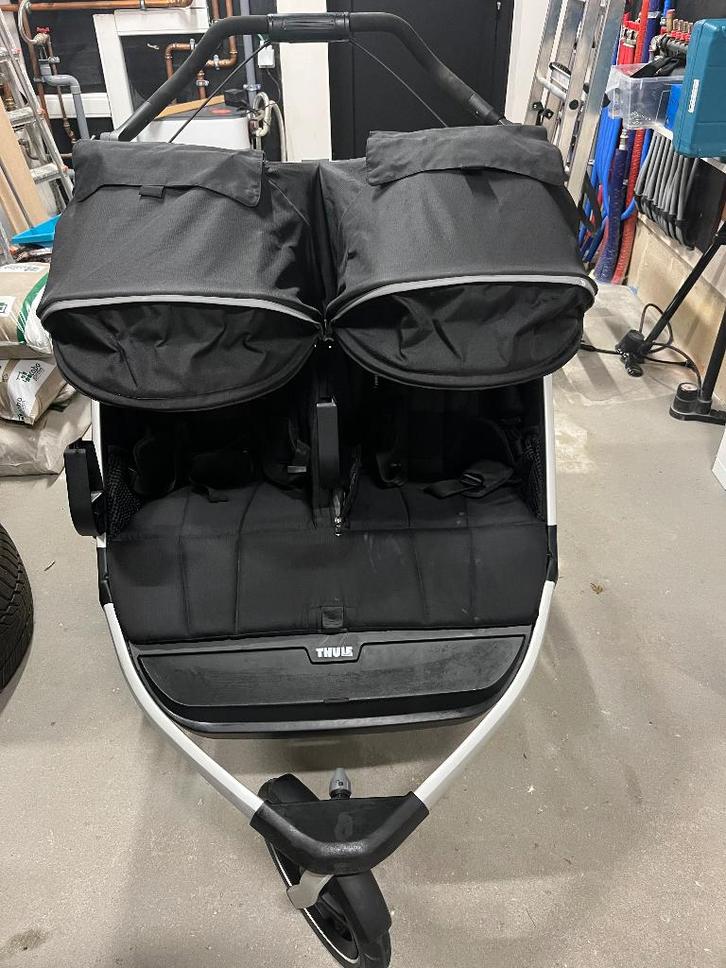 Thule Urban Glider double 2, Kinderen en Baby's, Kinderwagens en Combinaties, Zo goed als nieuw, Combiwagen, Overige merken, Luchtbanden