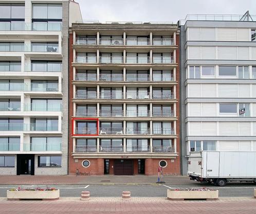 Appartement entièrement rénové sur le Zeedijk à Knokke, Immo, Maisons à vendre, Province de Flandre-Occidentale, Jusqu'à 200 m²