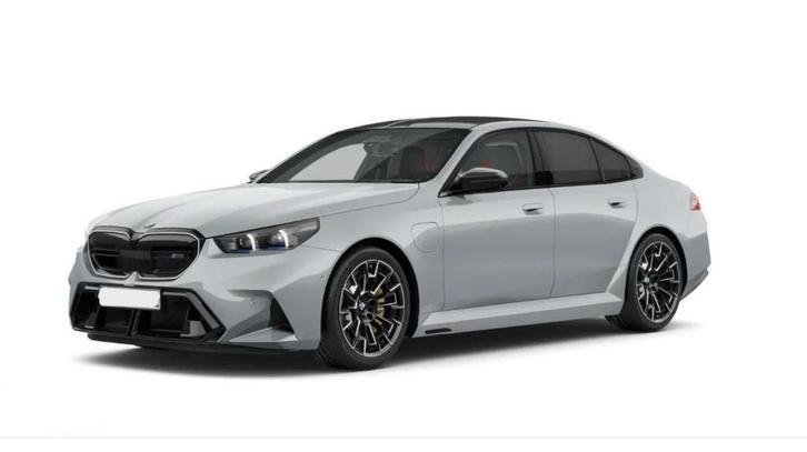 BMW M5 xDrive Full carbon BowWilk clim seats Brooklyngrey, Auto's, BMW, Bedrijf, Te koop, 5 Reeks, 360° camera, 4x4, ABS, Adaptive Cruise Control