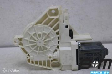Raammotor linksachter Audi Q3 8U 8K0959811A beschikbaar voor biedingen