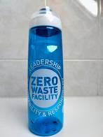 Bouteille d'eau en plastique, bleue, neuve., Enlèvement ou Envoi