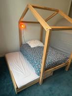 Lit cabane avec tiroir+2 matelas 90x140+couette 140x150, Ophalen, Zo goed als nieuw