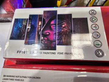 Prachtige diamond painting 5 & 4 & 3 luiken ronde steentjes beschikbaar voor biedingen
