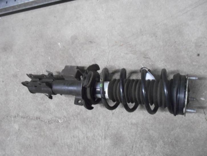 AMORTISSEUR OU ABSORBEUR DE CHOC AVANT GAUCHE (c1bc18k001fa), Autos : Pièces & Accessoires, Suspension & Châssis, Ford, Utilisé