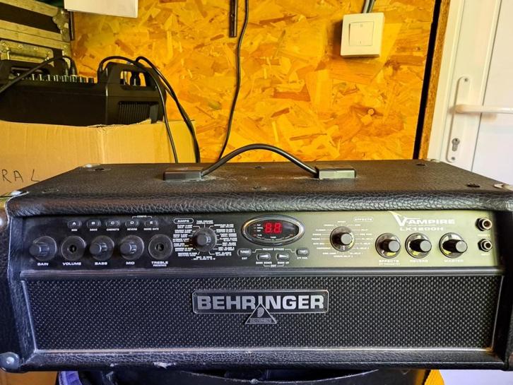 Behringer LX1200H V-Ampire Top, Muziek en Instrumenten, Versterkers | Bas en Gitaar, Gebruikt, Gitaar, 100 watt of meer, Ophalen of Verzenden