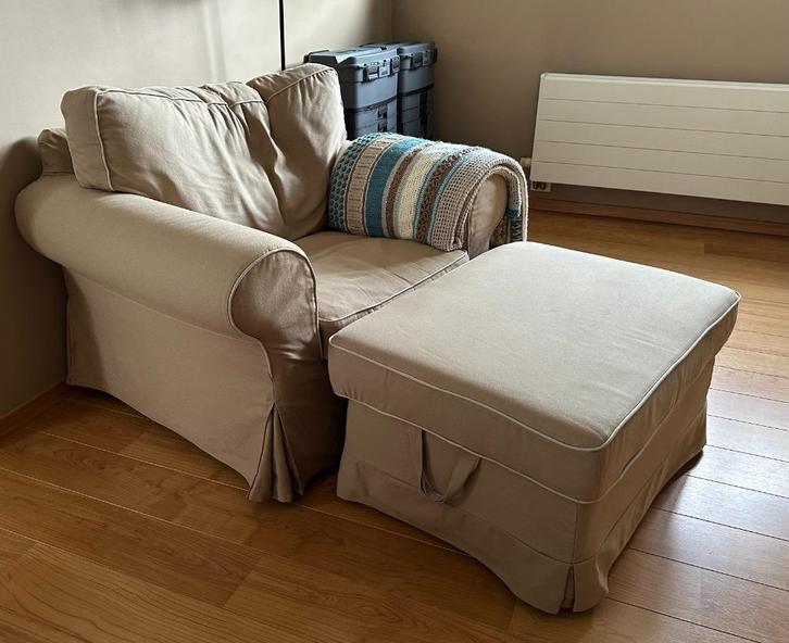 zetel /fauteuil (1-zit) met poef en opbergruimte, Huis en Inrichting, Zetels | Zetels, Ophalen